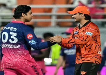 സഞ്ജുവിന് പോലുമില്ലാത്ത നേട്ടം; ബൗളർമാരെ പഞ്ഞിക്കിടുന്ന വൈഭവിന്റെ ‘3-ാം നമ്പർ’ ജേഴ്സിക്ക് വൻ ഡിമാൻഡ്
