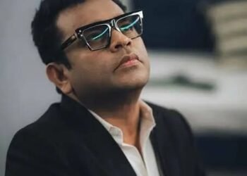 A R Rahman is not a legend                   He copied the songs from the very first movie Roja