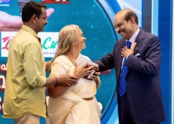 ഭവനരഹിതരായ പത്ത് കുടുംബങ്ങൾക്ക് വീട് യാഥാർത്ഥ്യമാക്കി എം.എ യൂസഫലി