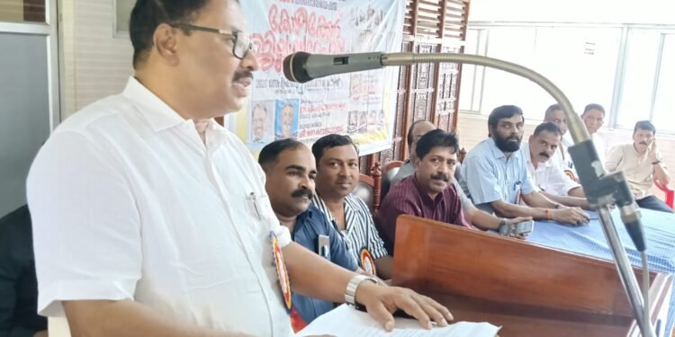 മാധ്യമപ്രവർത്തകരുടെ സമരത്തിന് ഐക്യദാർഢ്യം
